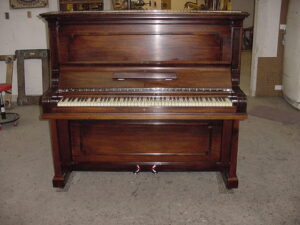 Steinway upt 3